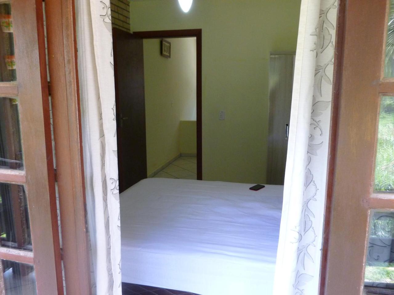 Apartamento 12 - Bombinhas - 200 Metros Da Praia المظهر الخارجي الصورة